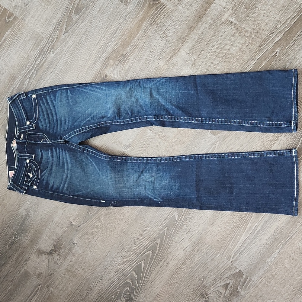 Authentic BECKY True Religion Jean's with Diamond buttons Size 25